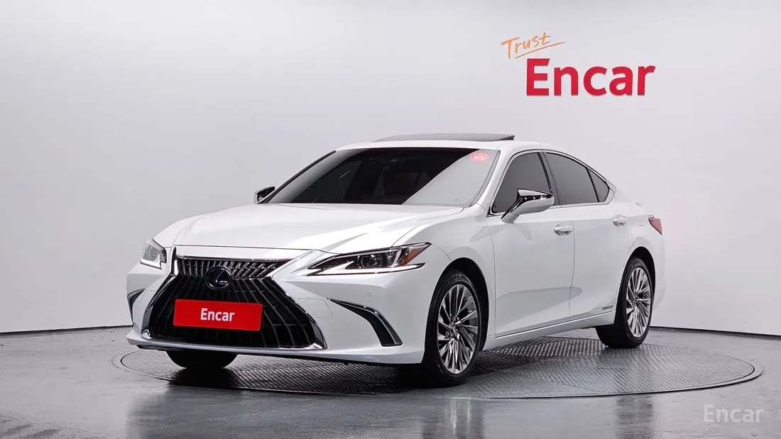 Lexus ES 2022