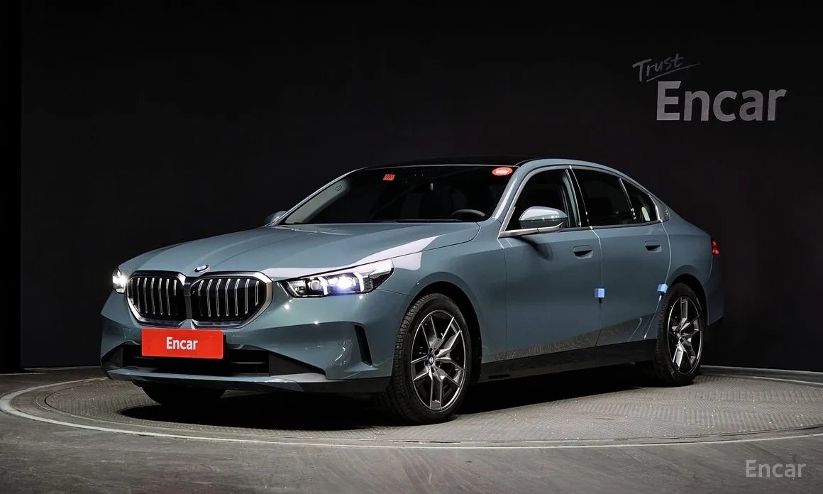 BMW 5 series 2024