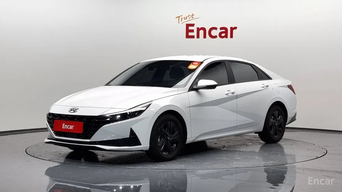 Hyundai Elantra 2022