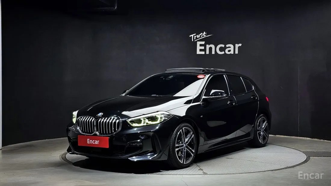 BMW 1 series 2021
