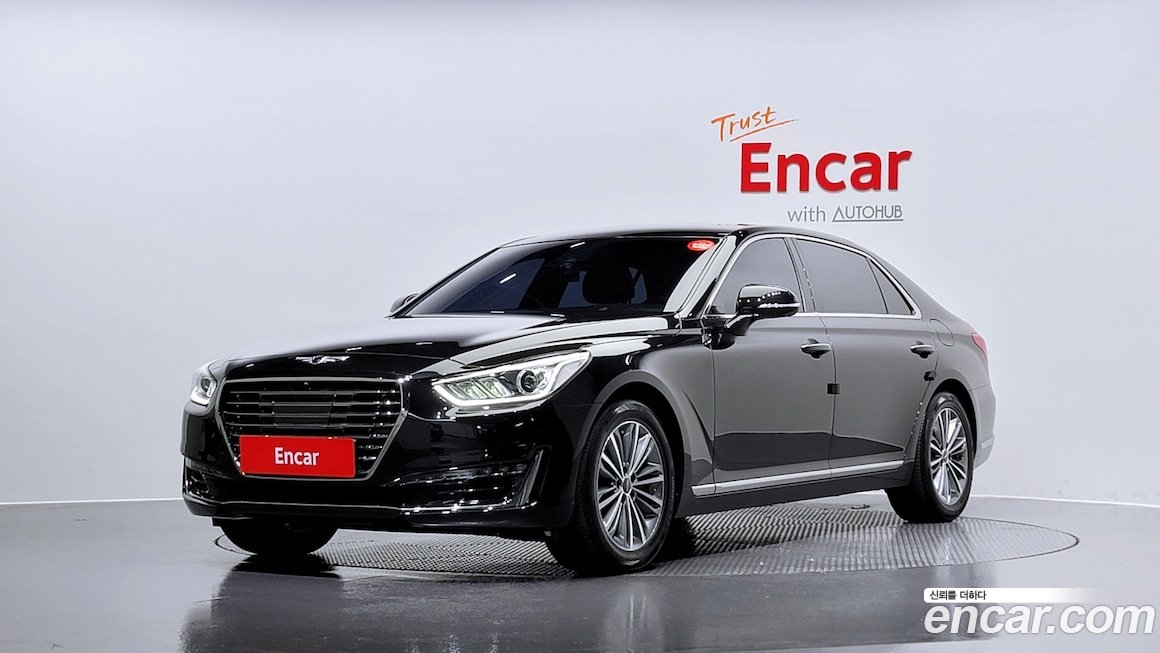 Genesis EQ900 2018