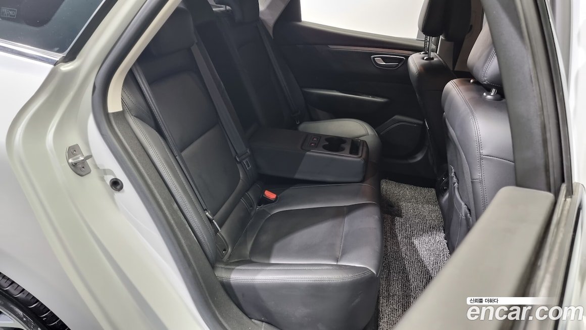 Renault SM6 2021