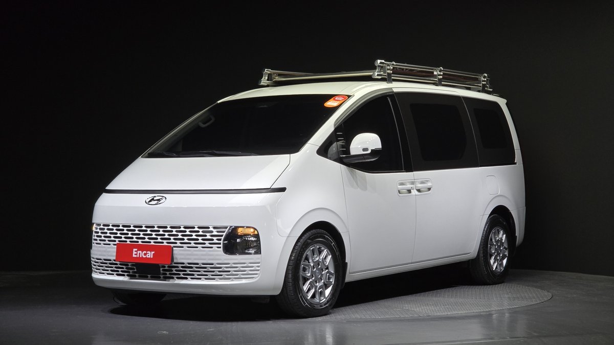 Hyundai Staria 2021