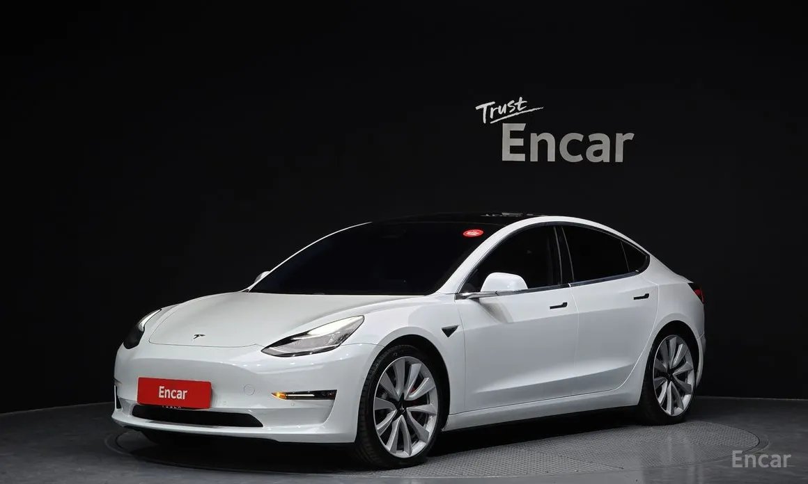 Tesla Model 3 2020