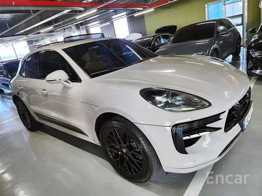 Porsche Macan 2021