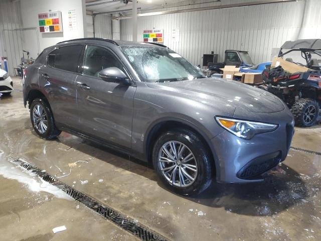 Alfa Romeo Stelvio 2022