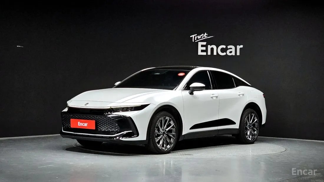 Toyota Crown 2023