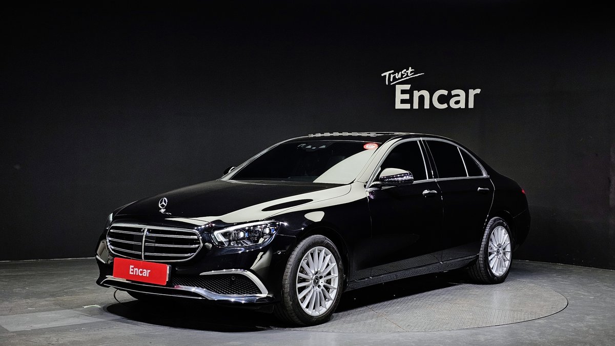 Mercedes E-Class 2023