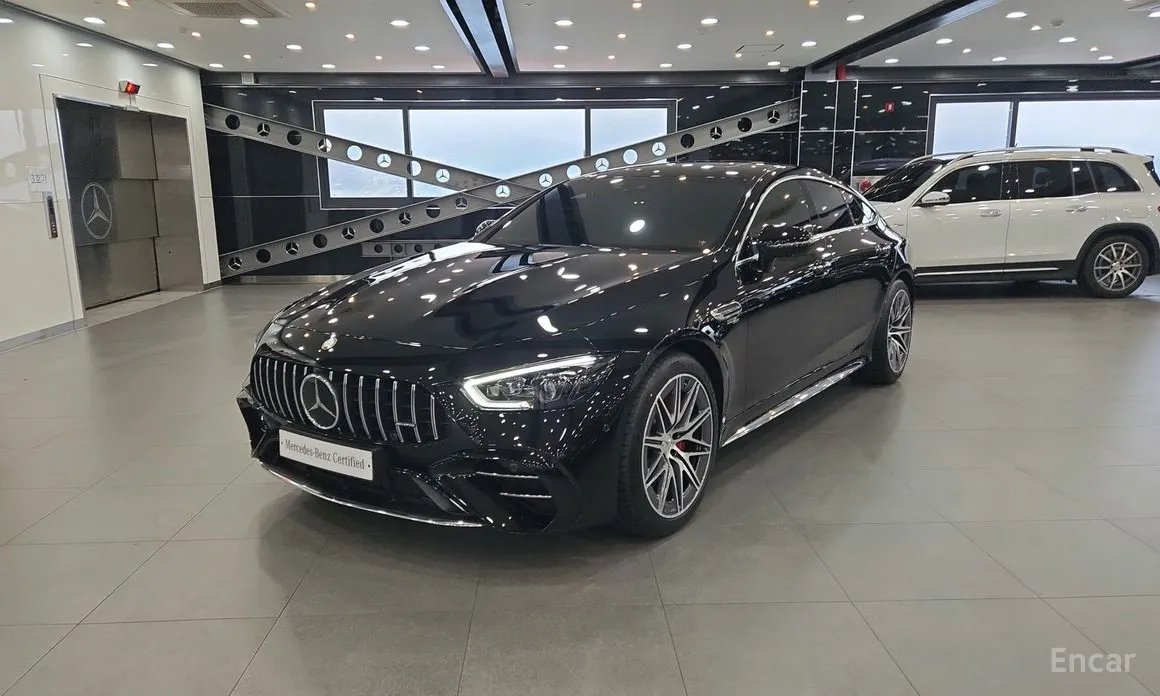 Mercedes AMG GT 2024