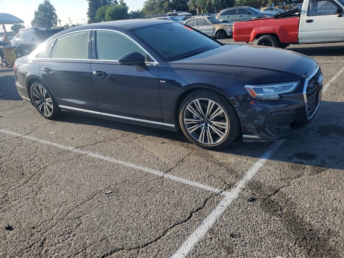 Audi A8 2022